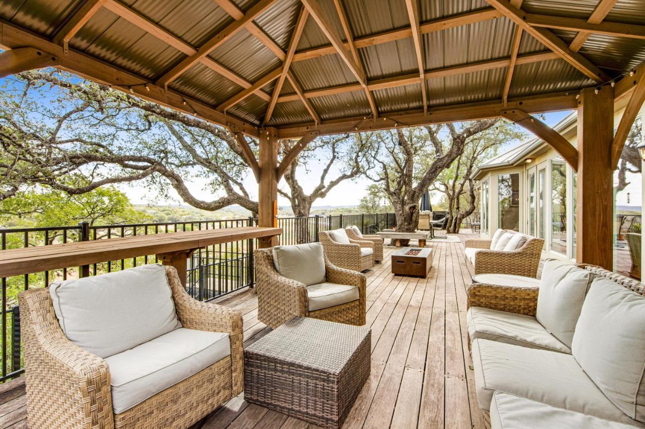 Cliff Side Oasis Villa Spicewood Eksteriør bilde