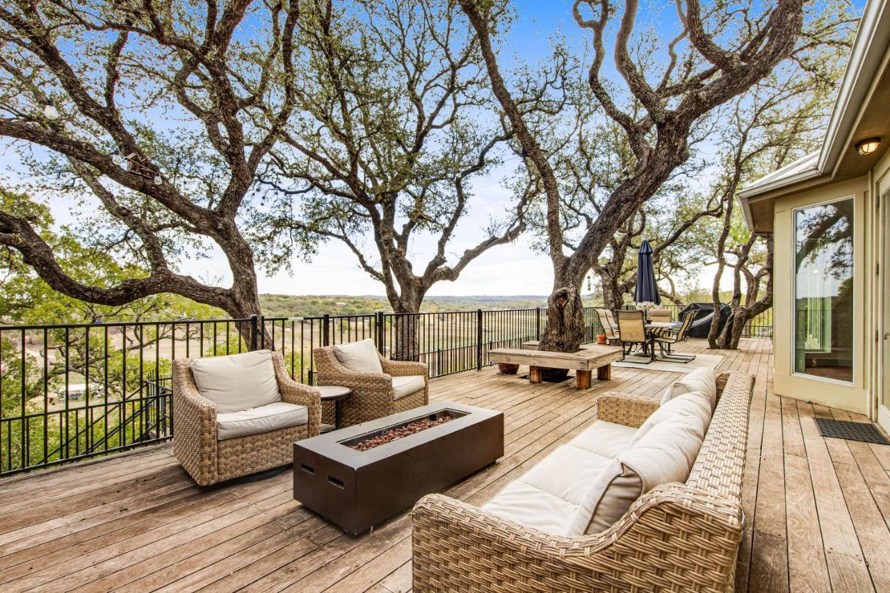 Cliff Side Oasis Villa Spicewood Eksteriør bilde